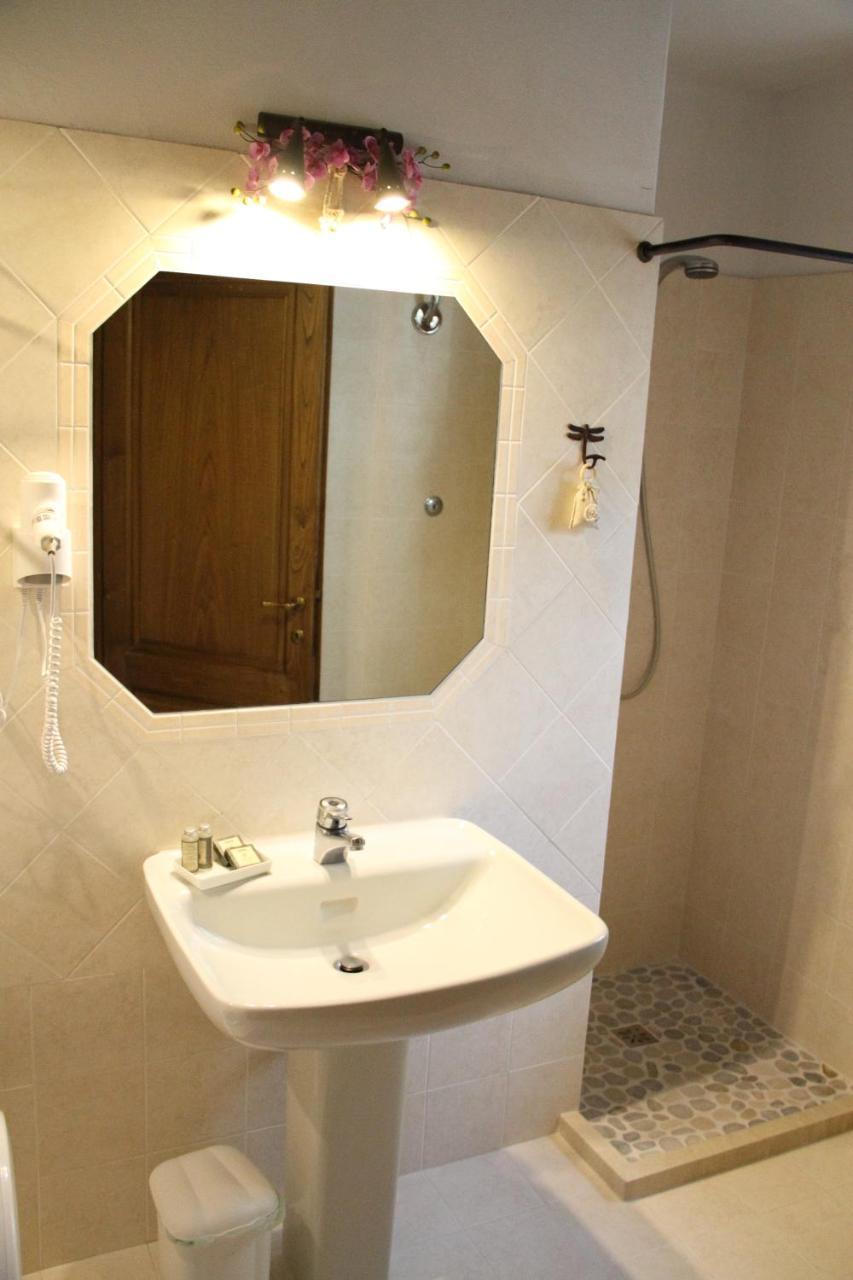 Podere Fichereto Tuscany Apartment In Florence Countryside Скандичи Екстериор снимка